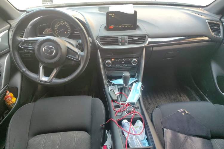 Used Mazda CX-4 2018 2.0L Automatic Two-Wheel Drive Blue Sky Exploration Version China V Standard
