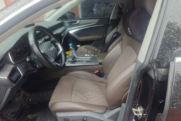 Used Audi A7L 2022 45 TFSI S-line Dream-Building Edition
