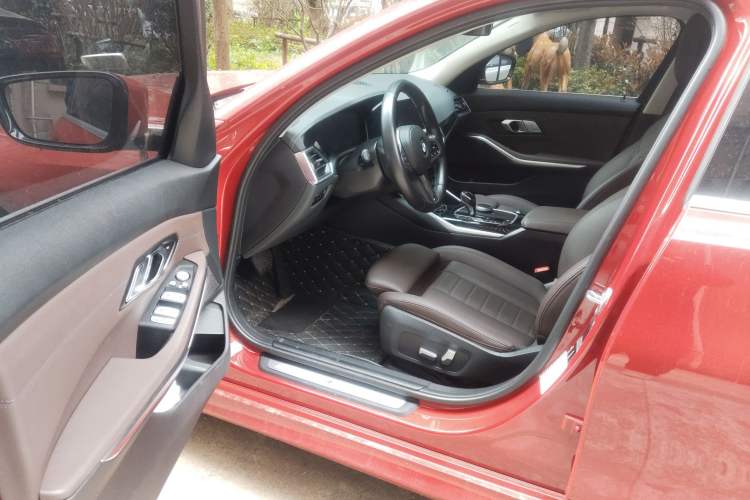 Used BMW 3 Series 2021 Facelifted 320Li M Sport Package
