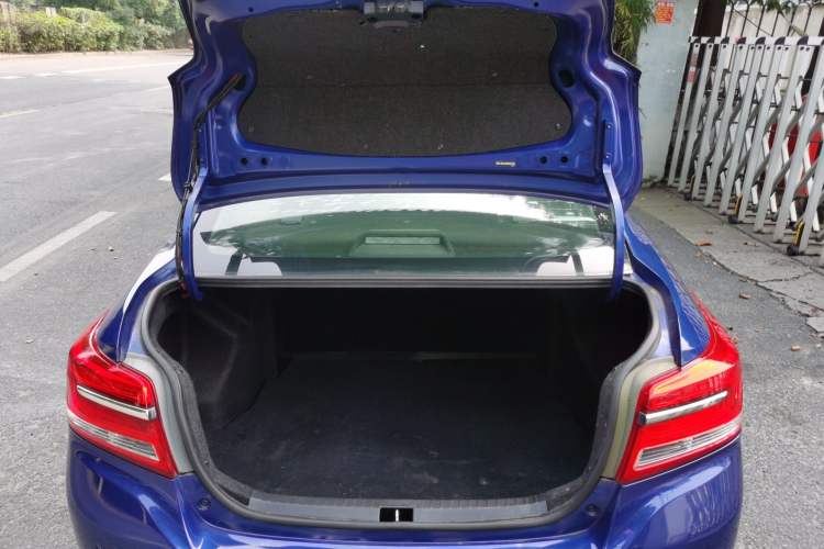 Used Toyota YARiS L Zhi Xiang 2017 1.5E CVT Dynamic Edition Trunk