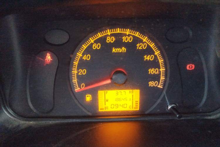 Used Wuling Zhiguang 2023 1.5L Utility Version with Enclosed Windows 2 Seats
