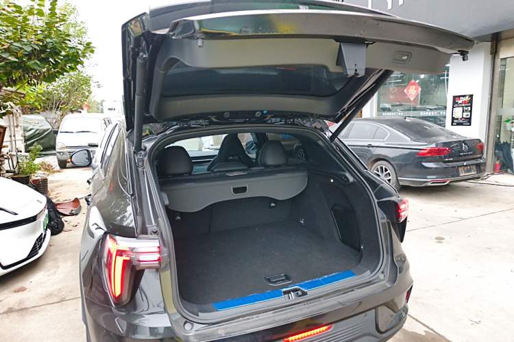 Used Lynk & Co 01 EM-P 2023 1.5TD EM-P PM
