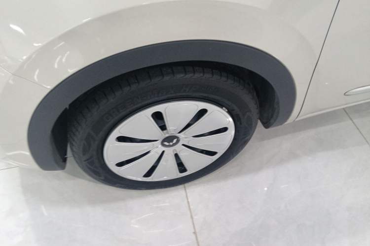 Used Wuling Bingo 2023 333 km Fast-Share Version
