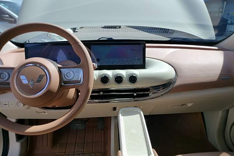 Used Wuling Bingo 2025 333 km Lingxi Deluxe Edition
