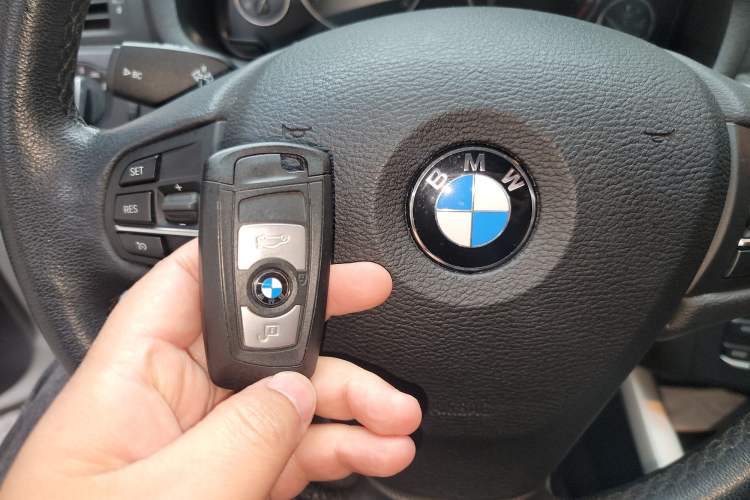 Used BMW X3 2016 sDrive20i
