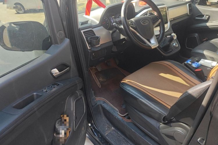 Used JAC Refine M4 2021 2.0L Manual Comfort Edition Driver Seat