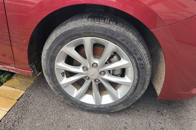 Used Chevrolet Cruze 2017 1.5L Manual Xuanfeng Edition
