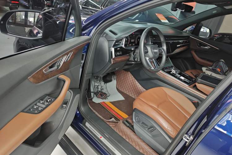 Used Audi Q7 2020 55 TFSI quattro S line sports model