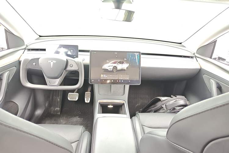 Used Tesla Model Y 2022 Rear-Wheel-Drive Version