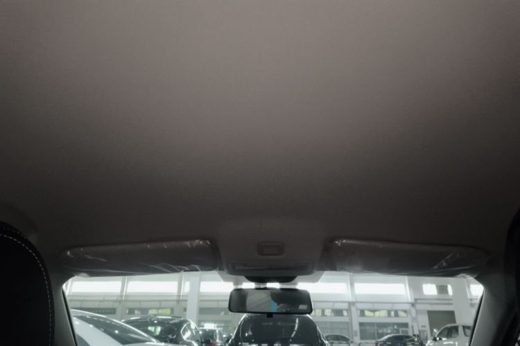 Used Roewe i5 2020 1.5L Manual 4G Connect Luxury Edition