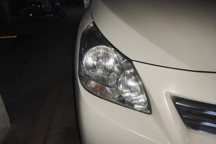 Used Toyota Verso 2014 Starlight 180E CVT Elite Edition
