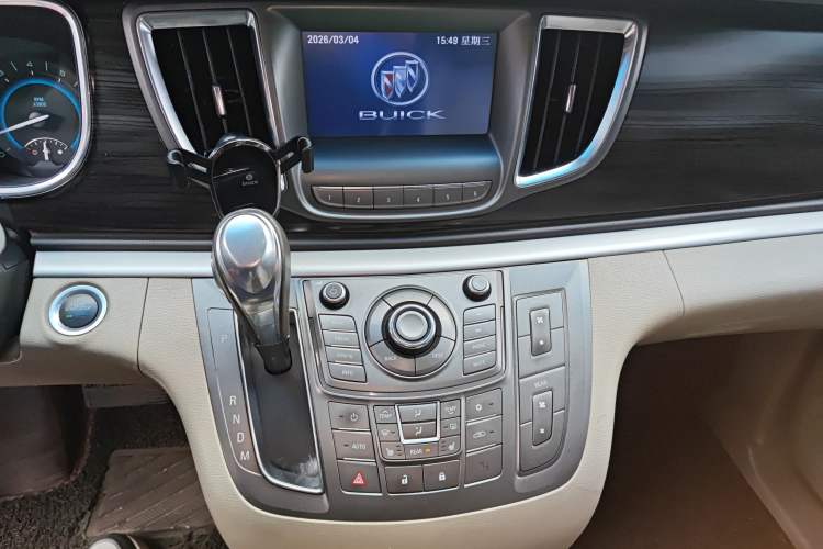 Used Buick GL8 2013 3.0L GT Luxury Business Haoya Edition