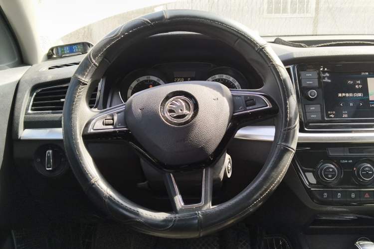 Used Skoda Kamiq 2018 1.5L Automatic Comfort Edition China VI Standard
