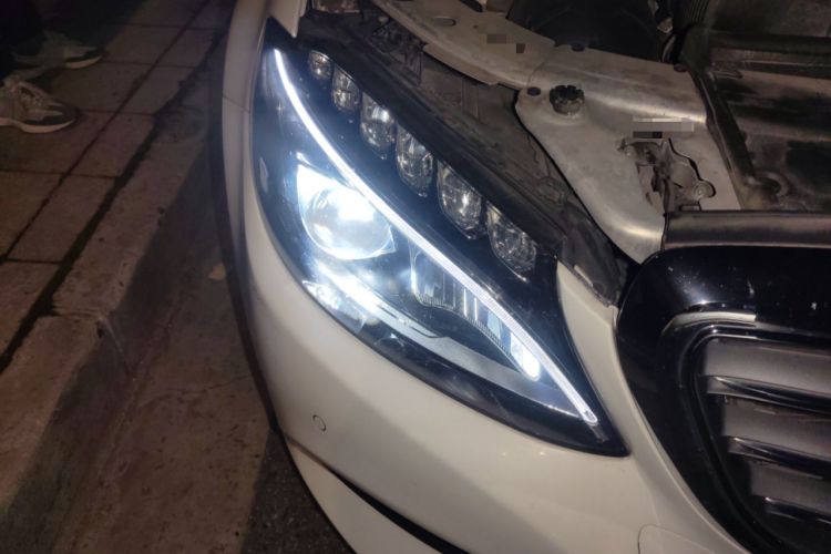 Used Mercedes-Benz C-Class 2015 C 200 L