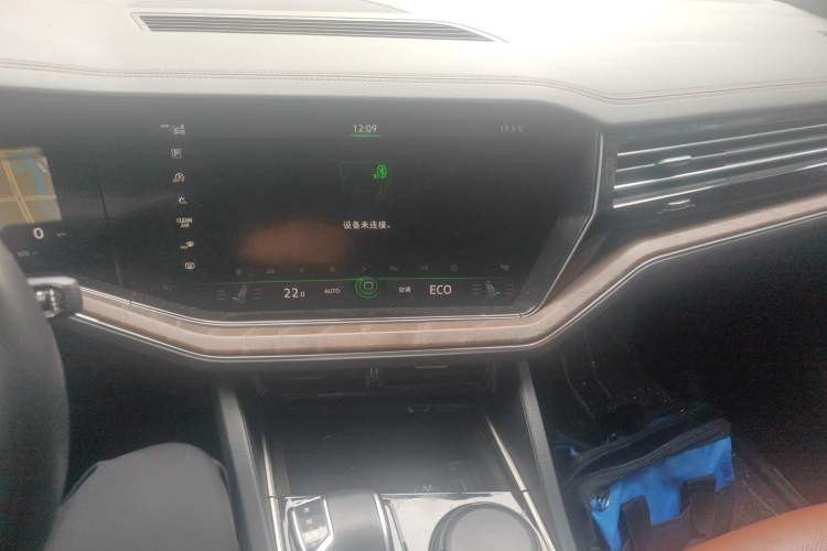 Used Volkswagen Touareg 2019 3.0 TSI Advanced Version China V Standard Audio And AC Panel