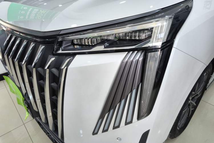 Used GAC Trumpchi M8 2024 Master Series 400T Prestige Edition Left Front Headlight