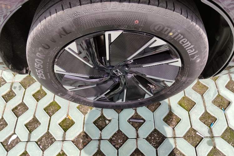 Used Avatr 07 2024 Max Extended-Range Edition Right Rear Wheel Hub