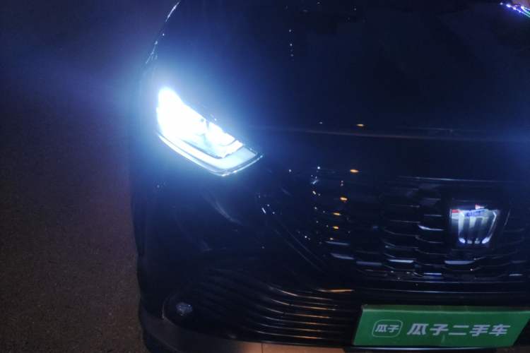 Used Toyota Crown Kluger 2024 2.5L HEV Four-Wheel Drive Premium Edition Right Front Headlight