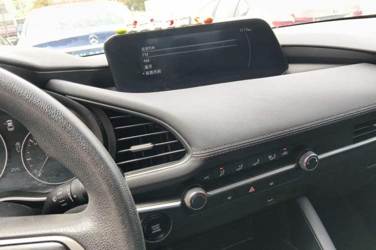 Used Mazda 3 Axela 2020 1.5L Automatic Zhiyue Sunroof Version Audio And AC Panel