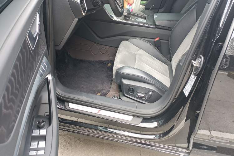 Used Audi A6L 2024 45 TFSI Prestige Dynamic Edition
