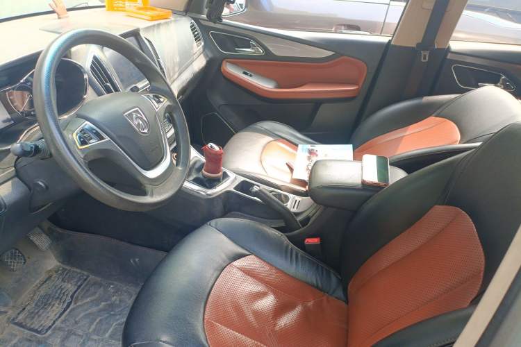 Used Baojun 560 2015 1.8L Manual Elite Edition Left Front Seat