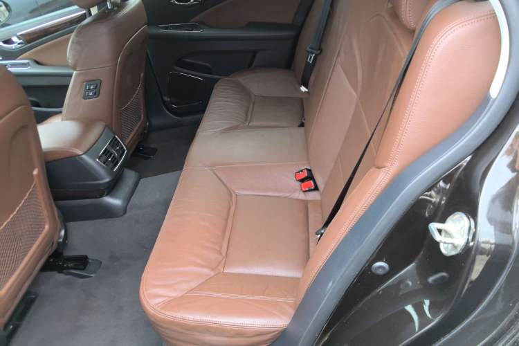 Used Hongqi H7 2015 1.8T Luxury Model