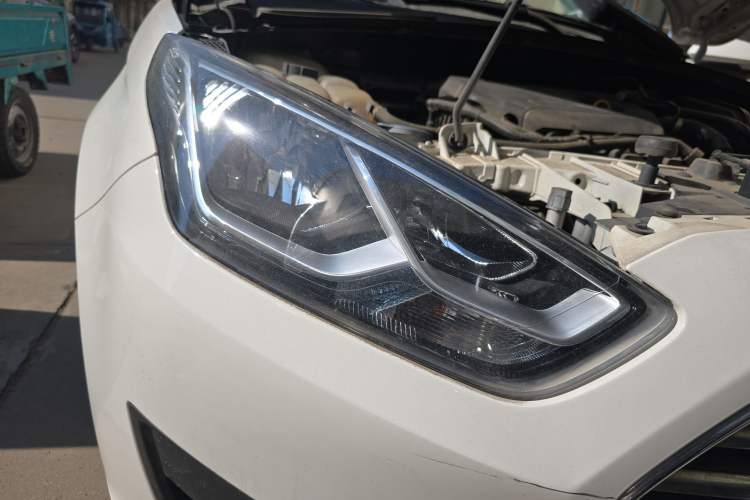 Used Ford Escort 2019 Revised 1.5L Automatic ZhiXiang Version China VI Standard