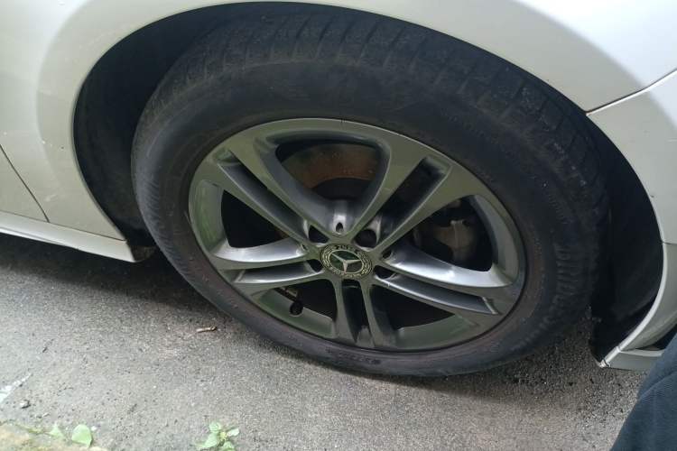 Used Mercedes-Benz A-Class 2020 Second Facelift A 180 L Sport Sedan Right Front Wheel Hub