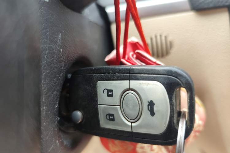 Used Buick Excelle 2011 1.6 LX-MT