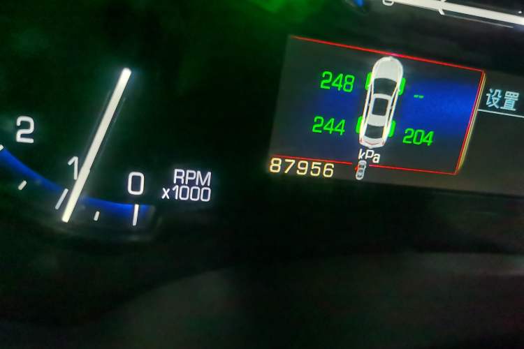 Used Cadillac XTS 2014 28T Comfort Version
