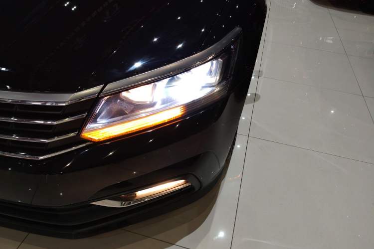 Used Volkswagen Passat 2017 280TSI DSG Luxury Edition
