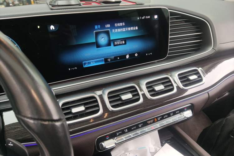 Used Mercedes-Benz GLE 2021 GLE 350 4MATIC Stylish Model Audio And AC Panel