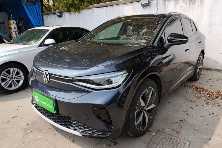 Used Volkswagen ID.4 CROZZ 2024 Facelifted PRO