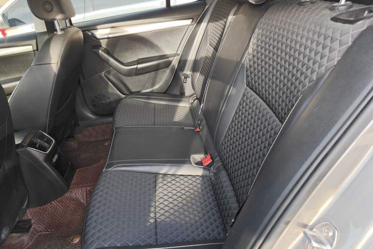 Used Skoda Octavia 2019 TSI230 DSG SmartDrive Luxury Edition China VI
