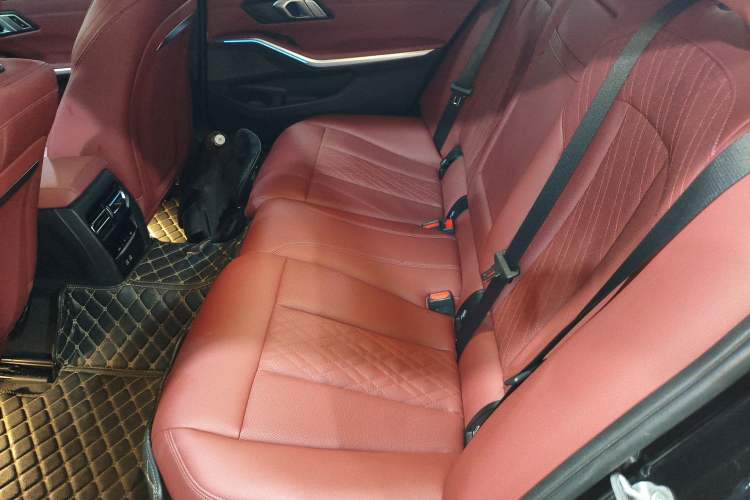 Used BMW i3 2024 eDrive 35 L