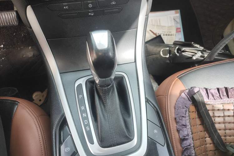 Used Ford Edge 2016 EcoBoost 245 Two-Wheel-Drive Titanium 5-Seater
