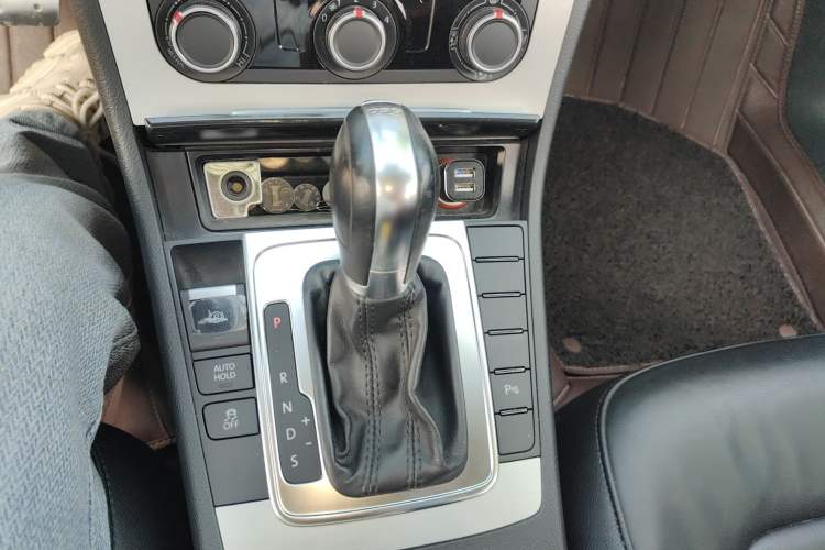 Used Volkswagen Magotan 2016 1.8TSI Smart Comfort Model