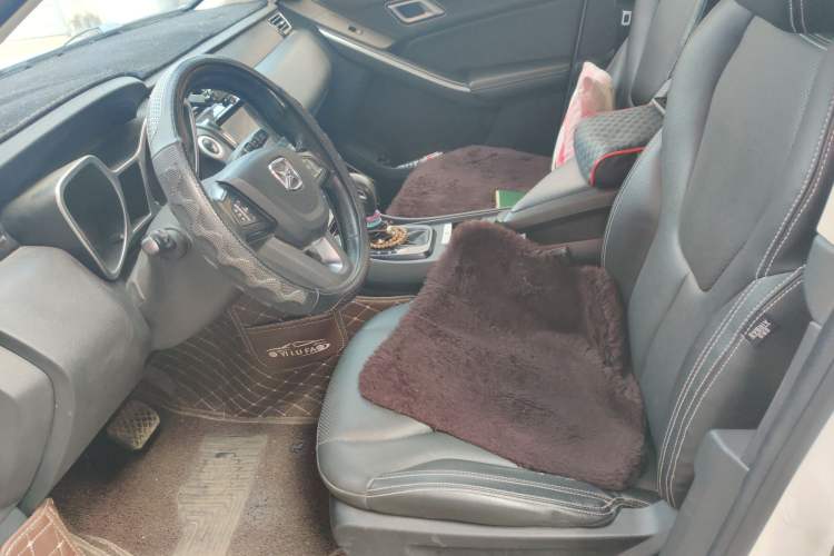 Used JMC Yusheng S330 2016 1.5L GTDi Automatic Two-Wheel Drive Prestige Edition