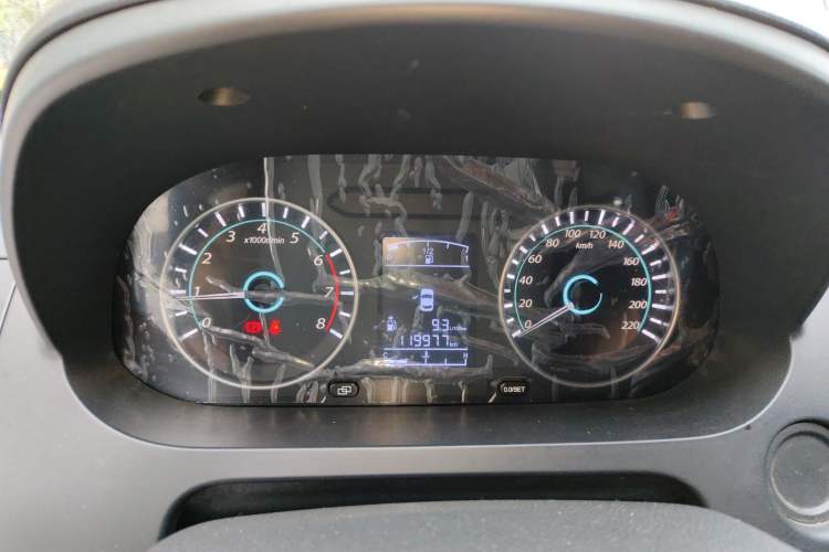 Used FORTHING Joyear S50 2016 1.5L Manual Luxury Edition
