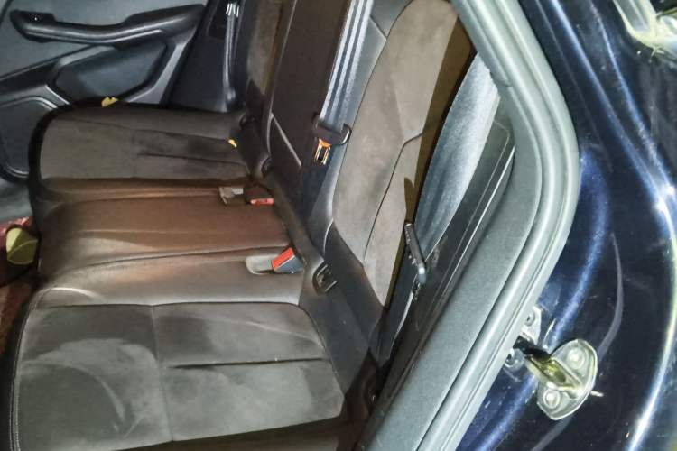 Used Porsche Macan 2014 Macan 2.0T Left Rear Seat