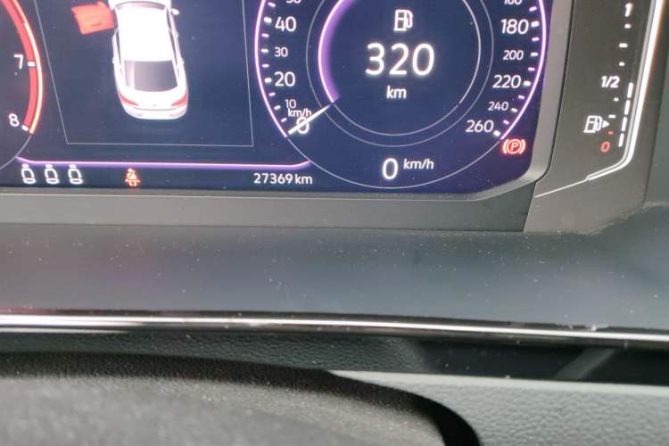 Used Volkswagen FAW-Volkswagen CC 2021 380TSI Striking Edition 30th Anniversary Model Odometer Close Up