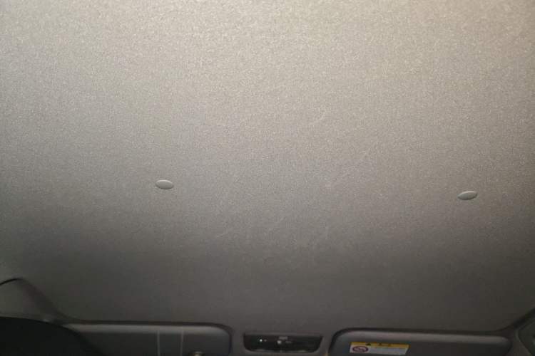 Used Toyota YARiS L Zhi Xuan 2016 Revised 1.5E CVT Charming Edition Headliner