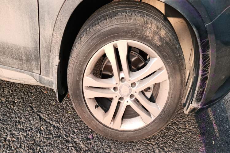 Used Mercedes-Benz GLA 2016 GLA 200 Sport Edition Right Front Wheel Hub