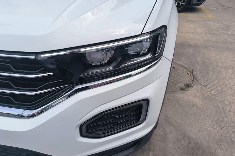 Used Volkswagen T-ROC 2021 280TSI DSG Two-Wheel Drive Comfort Connect 30th Anniversary Edition Left Front Headlight