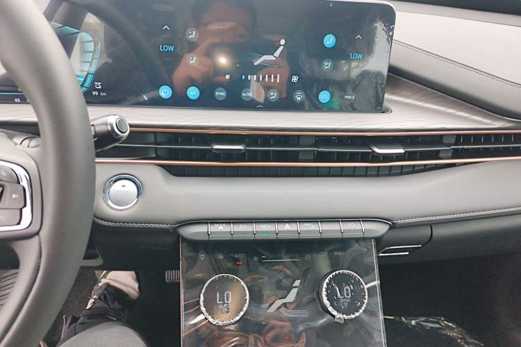 Used EXEED Zhuifeng C-DM 2022 1.5 TCI-DHT 105 km "Chengfeng Qi" Edition