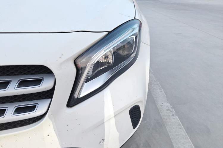 Used Mercedes-Benz GLA 2018 GLA 200 Fashion Model Left Front Headlight