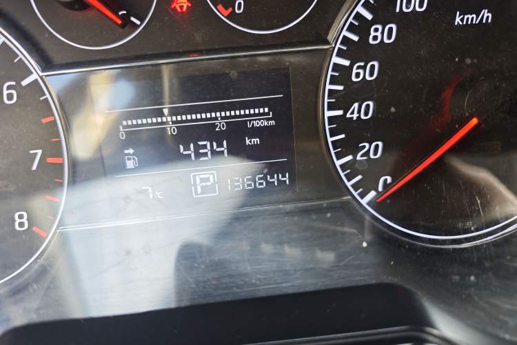 Used Nissan Tiida 2011 1.6T M-CVT Cool Edition
