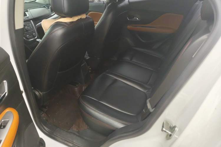 Used Buick Encore 2015 1.4T Automatic Two-Wheel Drive Urban Elite Version