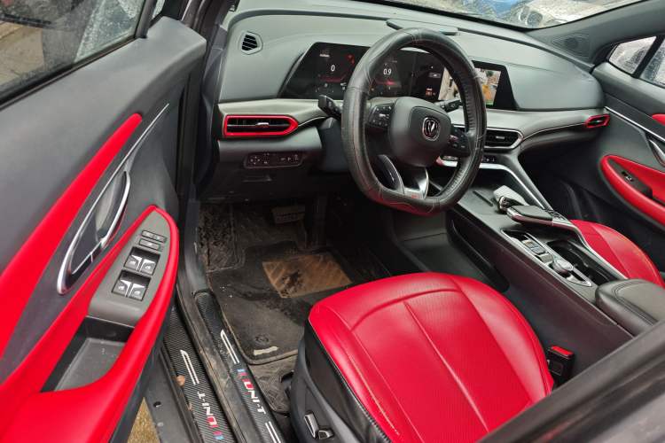 Used Changan UNI-T 2020 1.5T Flagship Version
