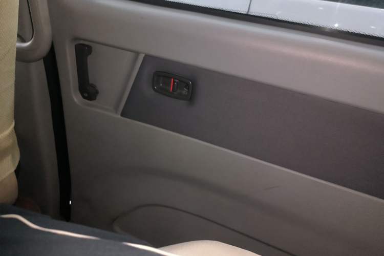 Used FORTHING Lingzhi 2018 M3 1.6L 7-Seater Comfort Model